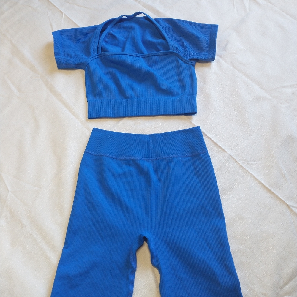 Boutique clothing size S.          M